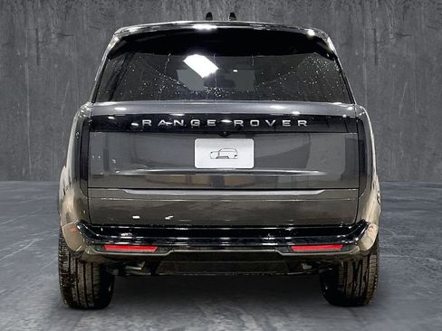 New 2026 Land Rover Range Rover SE image 4