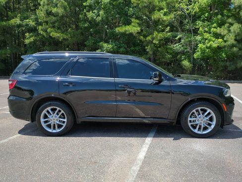 Used 2023 Dodge Durango R/T AWD/4WD image 3