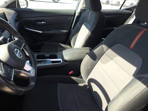 Certified 2022 Nissan Sentra SR image 5