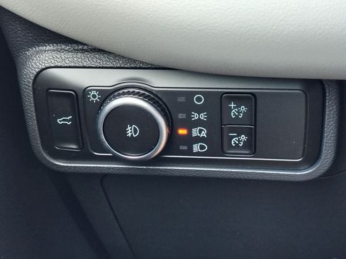 New 2026 Ford Explorer Active w/ Active Comfort Package RWD image 23