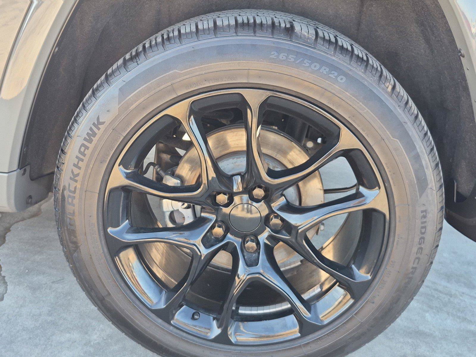 Used 2022 Jeep Grand Cherokee Laredo X RWD image 14