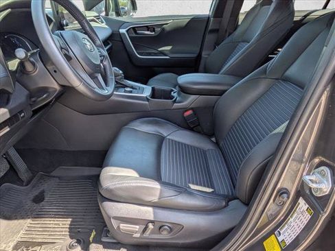 Used 2024 Toyota RAV4 XSE AWD/4WD image 16