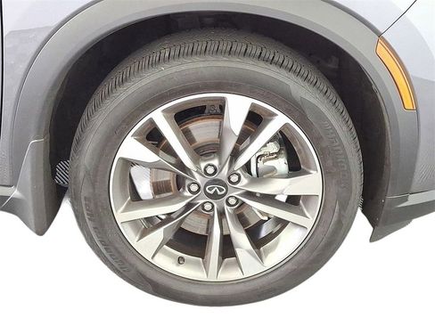 Certified 2025 INFINITI QX60 Luxe image 7