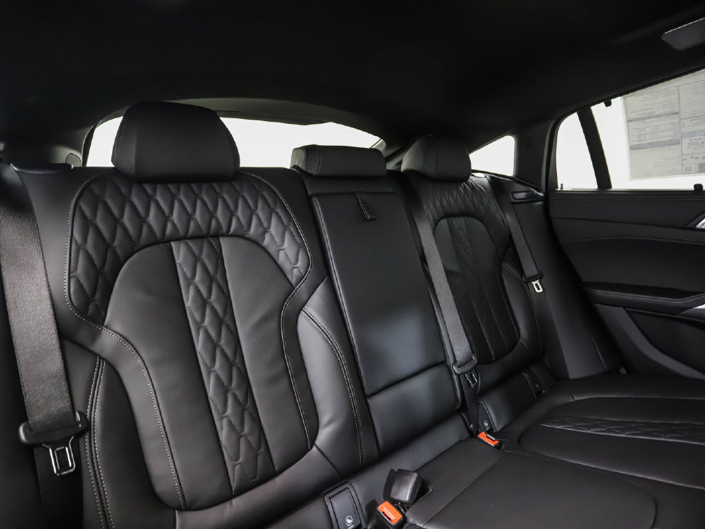 Used 2026 BMW X6 M60i AWD/4WD image 28