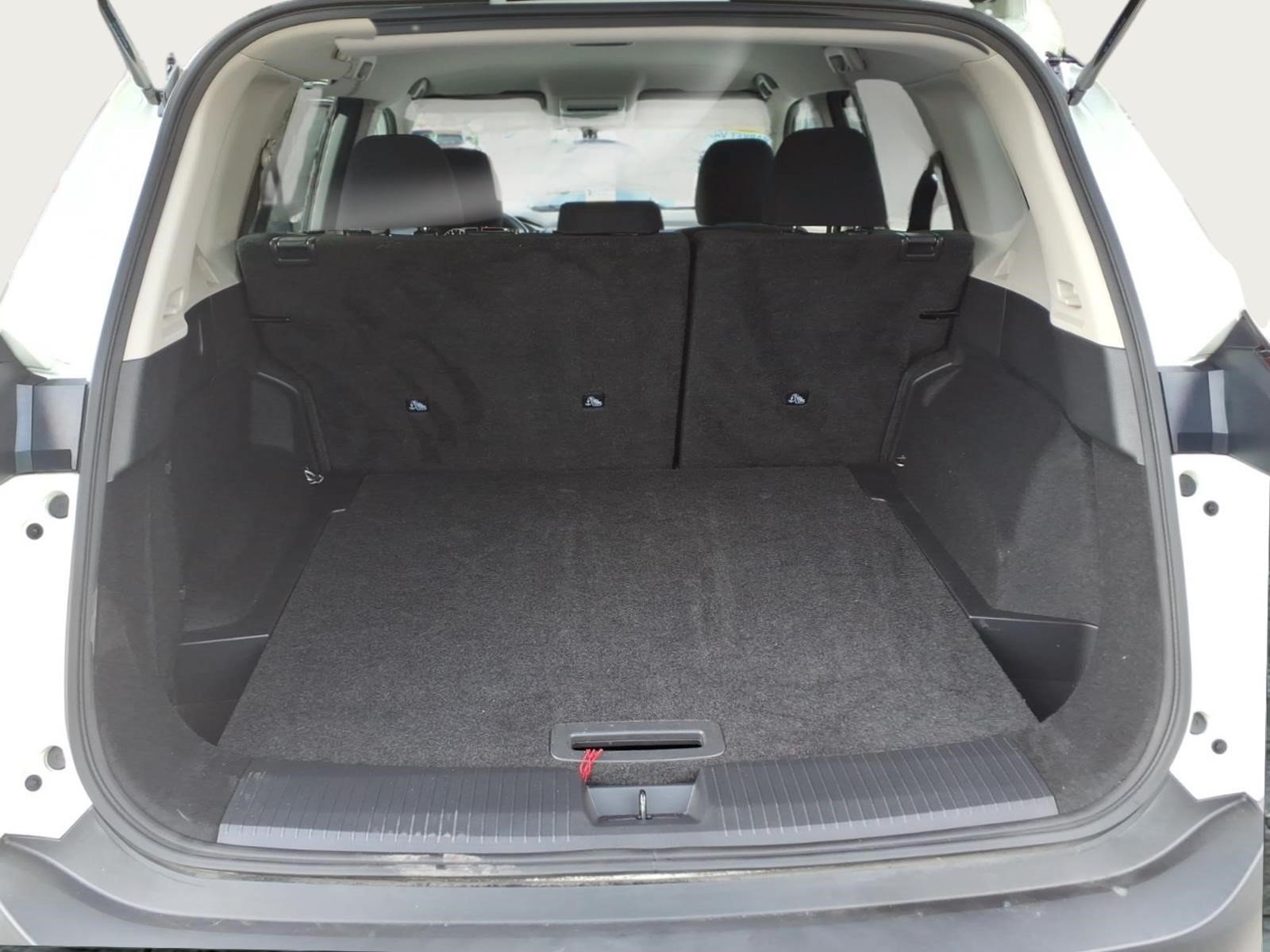 Used 2023 Nissan Rogue S AWD/4WD image 15