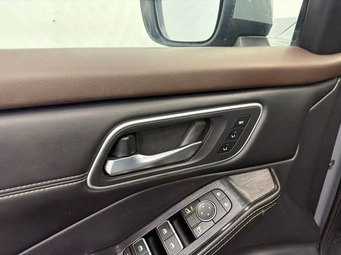 Used 2021 Nissan Rogue SL w/ Premium Package image 12