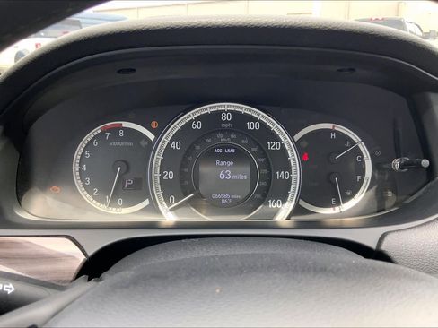 Used 2016 Honda Accord Touring image 26