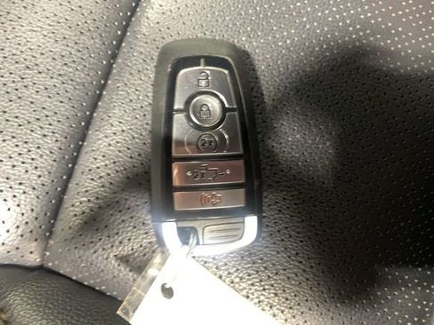 Used 2025 Ford F150 Lariat w/ Equipment Group 502A High AWD/4WD image 9