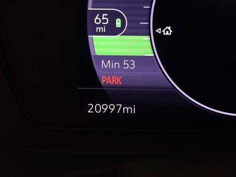 Used 2023 Chevrolet Bolt EUV Premier image 34