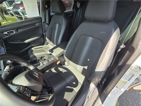 Used 2023 Honda Civic Sport image 13