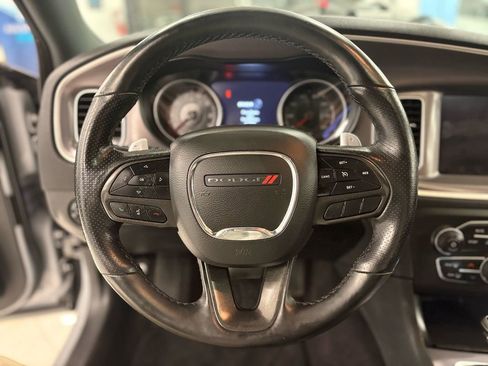 Used 2021 Dodge Charger SXT w/ Driver Convenience Group image 17