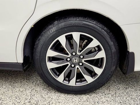 Used 2024 Honda Odyssey EX-L image 9