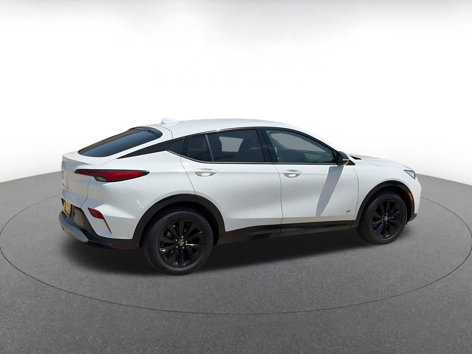 Used 2025 Buick Envista Sport Touring FWD image 14