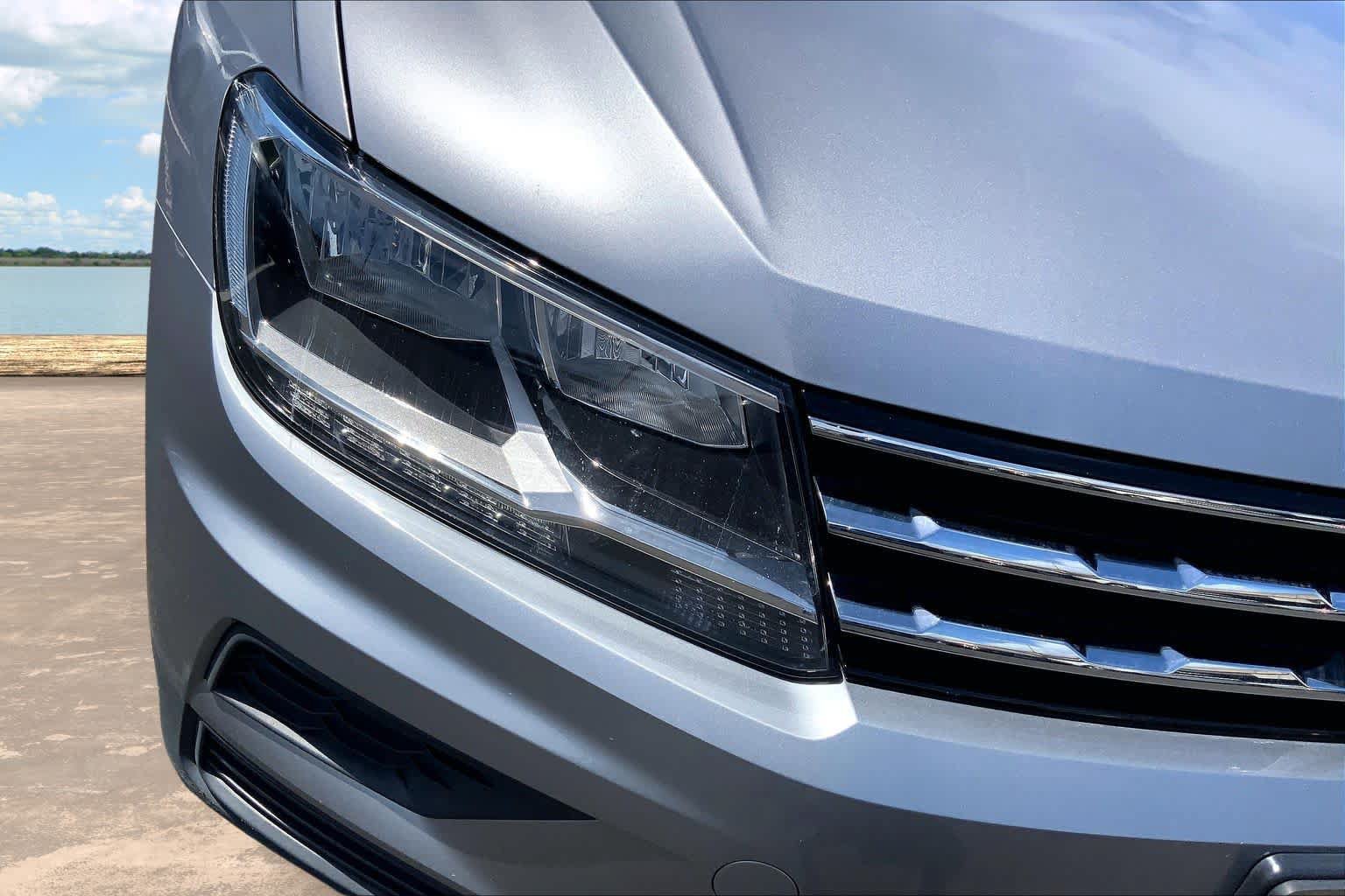 Used 2020 Volkswagen Tiguan SE FWD image 31