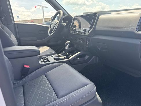 New 2026 Nissan Frontier SV w/ All-Weather Content Package AWD/4WD image 17