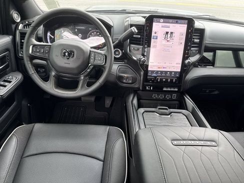 New 2026 RAM 2500 Limited AWD/4WD image 19