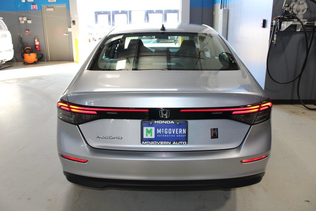 Certified 2025 Honda Accord SE image 24