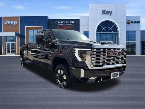Used 2024 GMC Sierra 2500 Denali w/ Denali Reserve Package AWD/4WD image 57