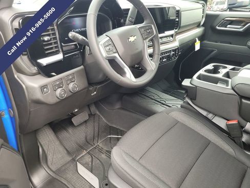 New 2026 Chevrolet Silverado 1500 LT image 3