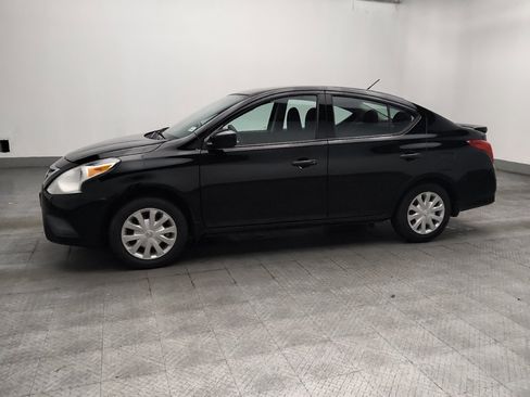 Used 2017 Nissan Versa S Plus FWD image 2