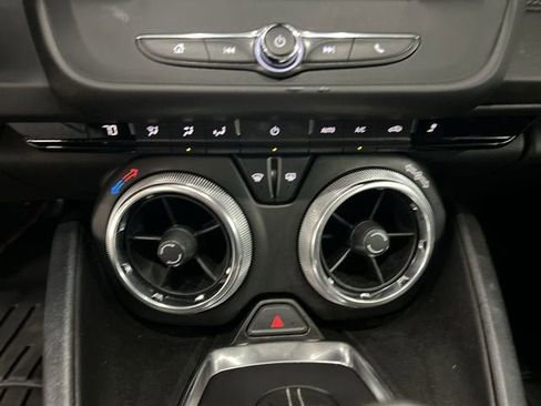 Used 2022 Chevrolet Camaro LT RWD image 17