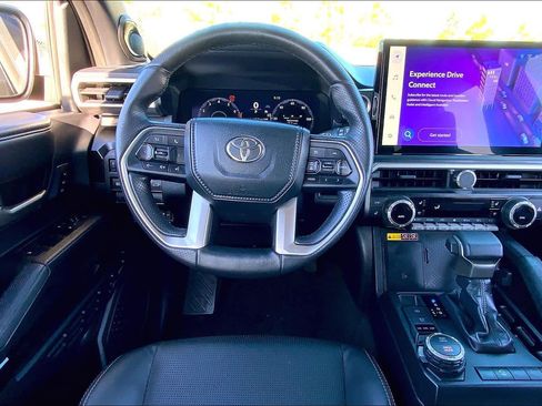 Certified 2025 Toyota 4Runner Limited image 5