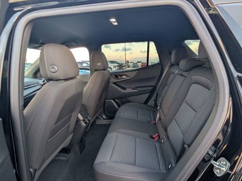 New 2026 Chevrolet Equinox LT FWD image 8