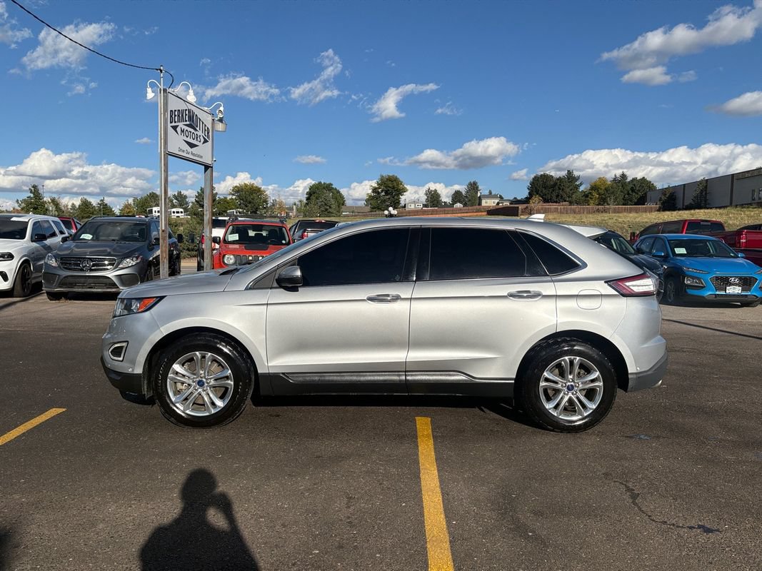 Used 2016 Ford Edge Titanium w/ Equipment Group 302A AWD/4WD image 6