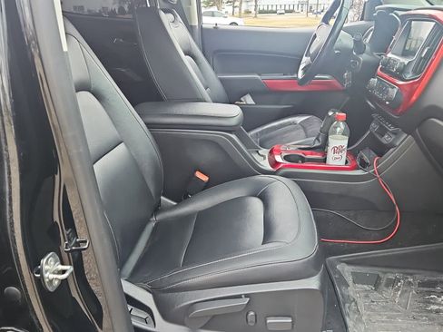 Used 2018 Chevrolet Colorado ZR2 w/ ZR2 Midnight Special Edition image 13