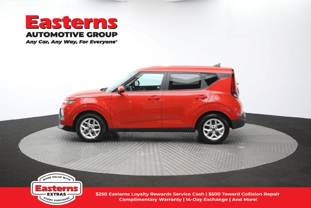 Used 2020 Kia Soul S FWD image 59
