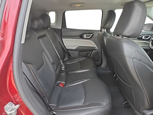 Used 2022 Jeep Compass Limited AWD/4WD image 22