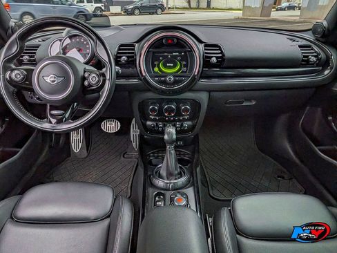 Used 2017 MINI Cooper Clubman S image 3