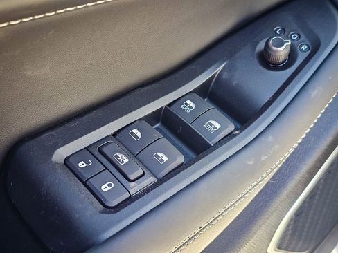 New 2026 Jeep Grand Cherokee Limited image 12