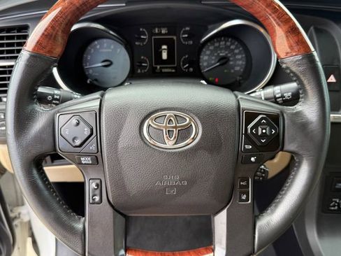 Used 2021 Toyota Sequoia Platinum RWD image 14