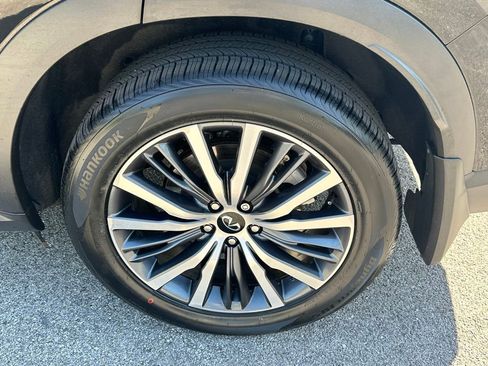 Certified 2023 INFINITI QX60 Sensory w/ Cargo Package AWD/4WD image 11