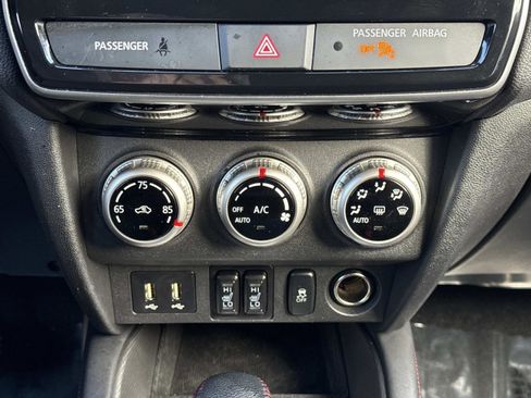 Used 2024 Mitsubishi Outlander Sport AWD image 5