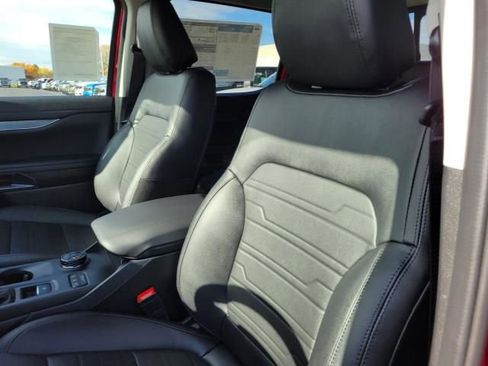 New 2025 Ford Ranger Lariat w/ FX4 Off-Road Package image 24