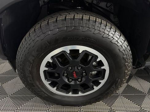 Used 2025 Toyota 4Runner TRD Off-Road Premium w/ Tow Technology Package AWD/4WD image 11
