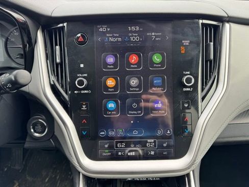 Used 2024 Subaru Outback Premium image 19