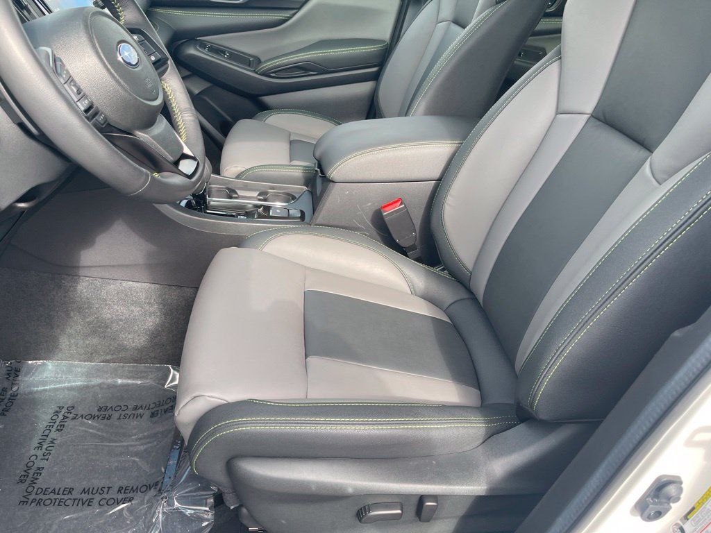 Used 2025 Subaru Ascent Onyx Edition AWD/4WD image 23