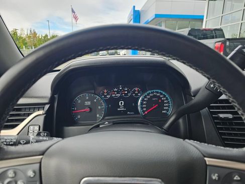 Used 2019 GMC Yukon Denali w/ Denali Ultimate Package AWD/4WD image 27