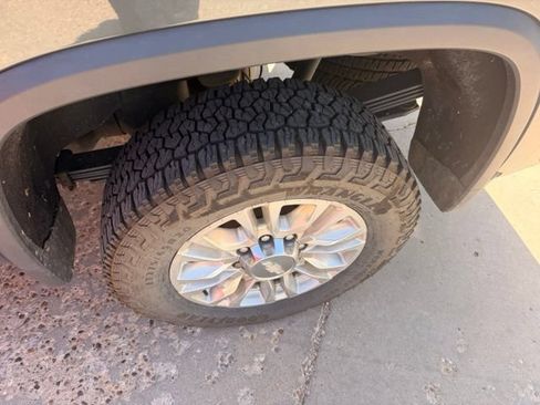 Used 2020 Chevrolet Silverado 2500 High Country AWD/4WD image 4