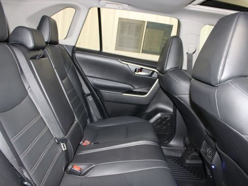 Used 2023 Toyota RAV4 XLE Premium FWD image 27