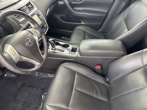 Used 2017 Nissan Altima 2.5 SL w/ Technology Package FWD image 20