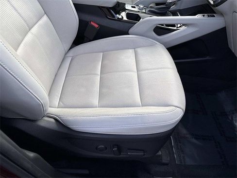 Used 2023 Kia Telluride EX w/ EX Captain's Chair Package image 10