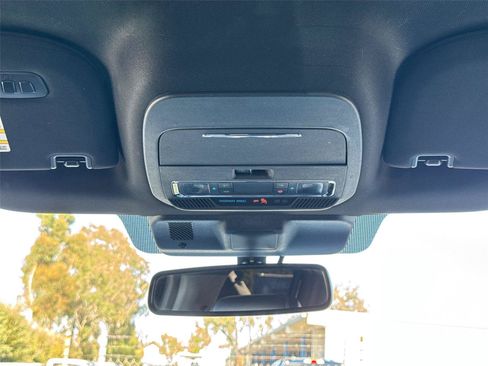 Used 2022 Ford F150 Lariat AWD/4WD image 25