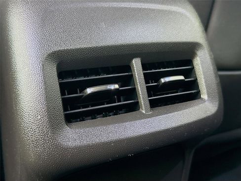 Used 2021 GMC Terrain SLE w/ Driver Convenience Package image 27