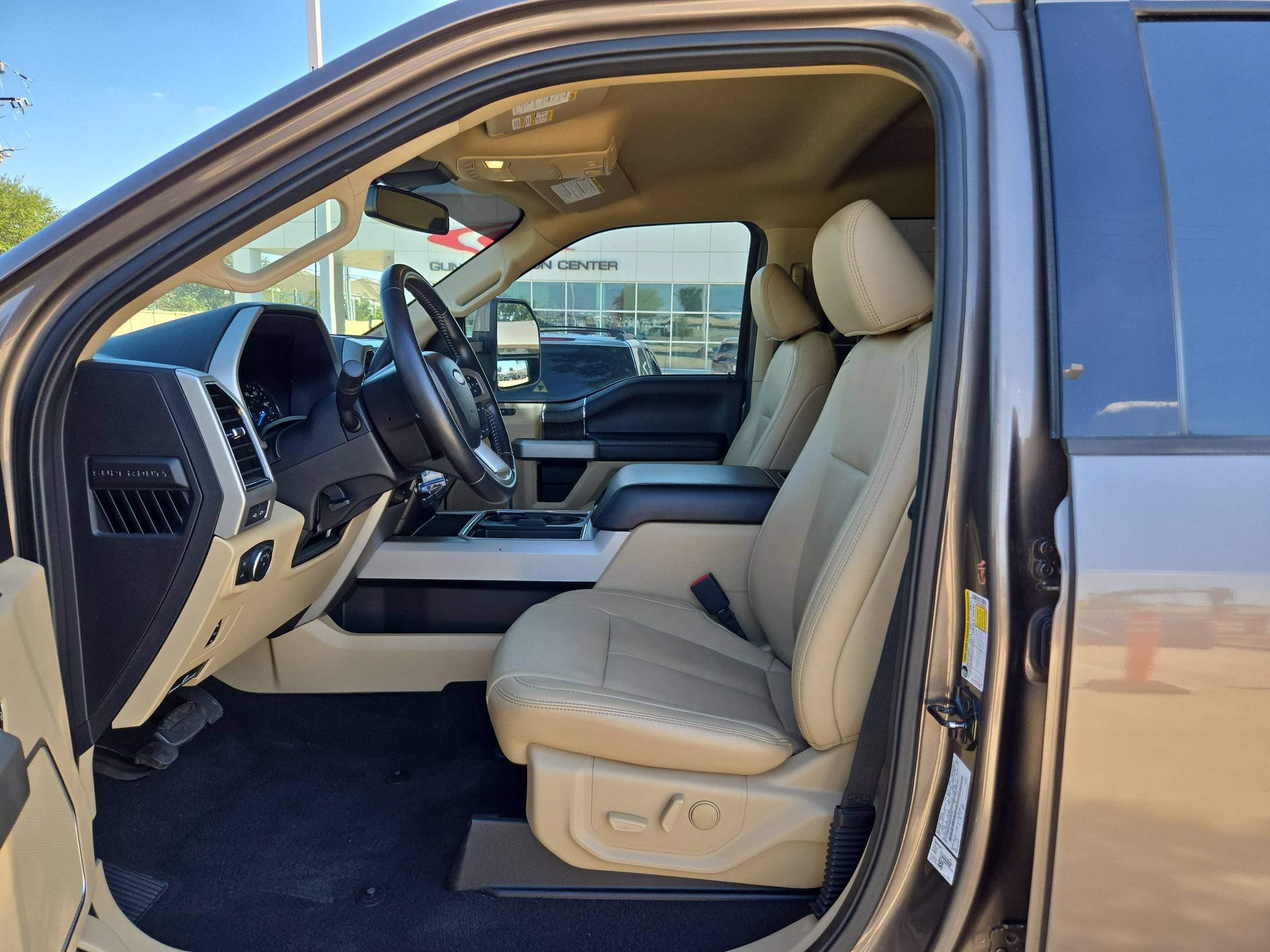 Used 2021 Ford F250 Lariat AWD/4WD image 9