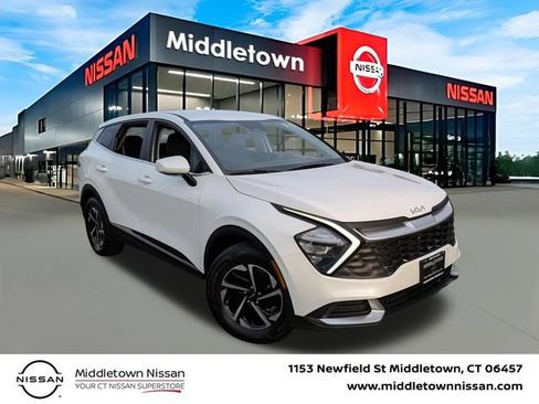 Used 2023 Kia Sportage LX AWD/4WD image 1