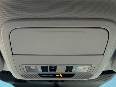 New 2026 Ford Explorer Active image 30